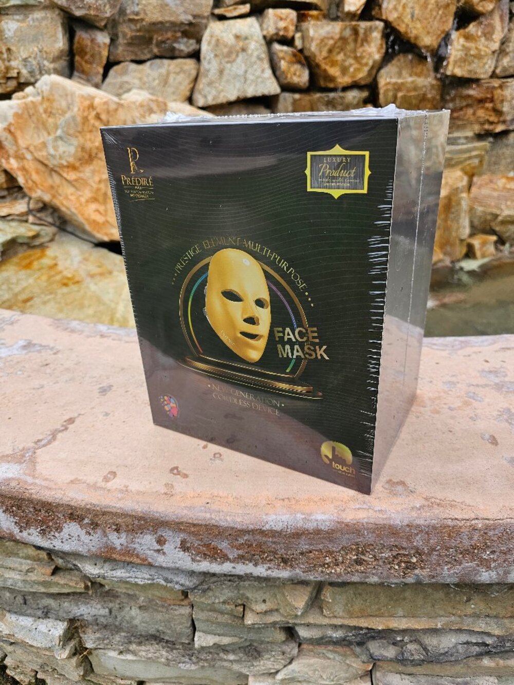Prediré Prestige Element Gold LED Face Mask - Cordless